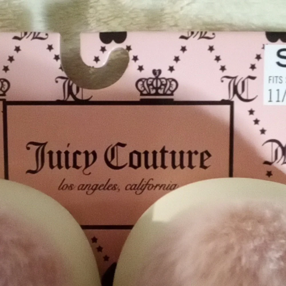 Juicy Couture Fuzzy Pink Heart Slippers SIZE 11-12 NWT
